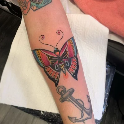 Tamy Love tattoo 011
