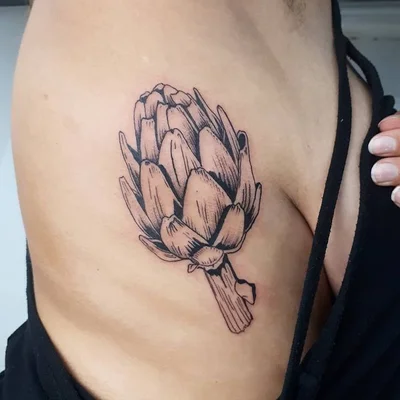 Tana Torr tattoo 007