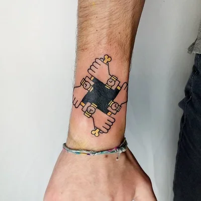 Tana Torr tattoo 037