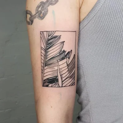 Tana Torr tattoo 050