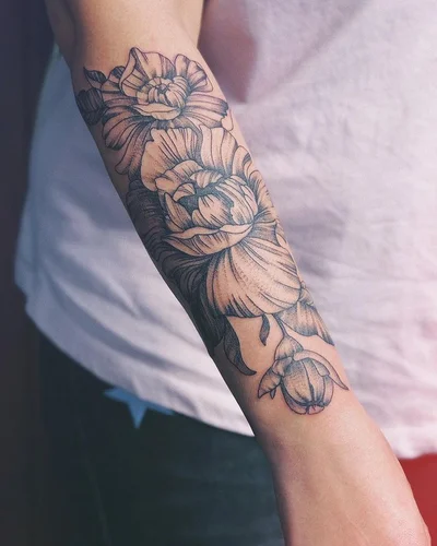 Tania Turtaieva tattoo 007