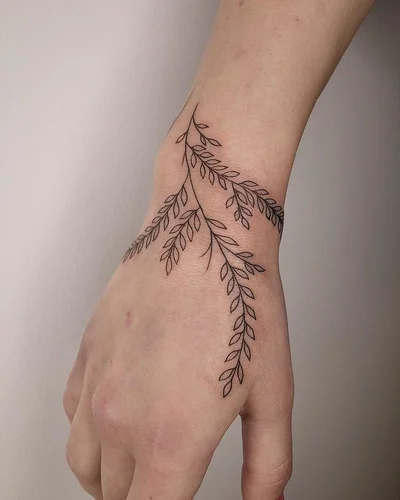 Tania Turtaieva tattoo 008