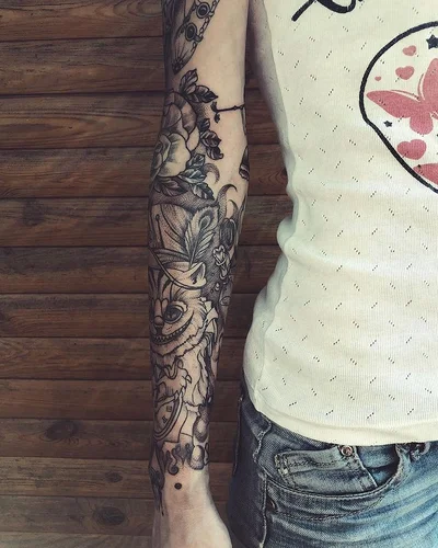 Tania Turtaieva tattoo 047
