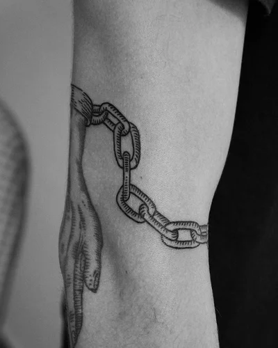 Tanya Anti tattoo 010