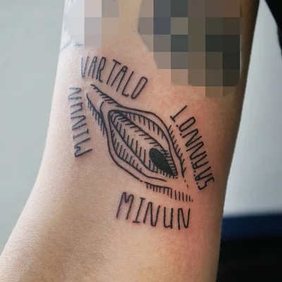 Tanya Anti tattoo 042