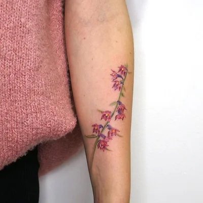 Tanya Anti tattoo 044