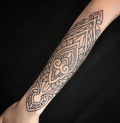 Taos Tattoo tattoo 042