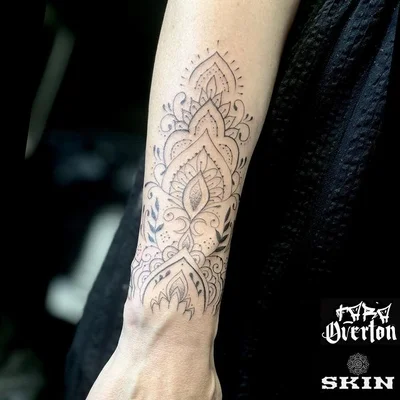 Tara Fawcett tattoo 027
