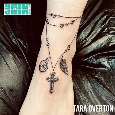 Tara Fawcett tattoo 040