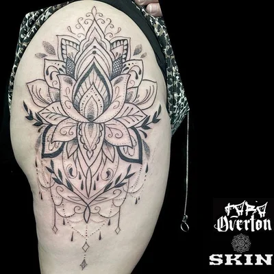 Tara Fawcett tattoo 049