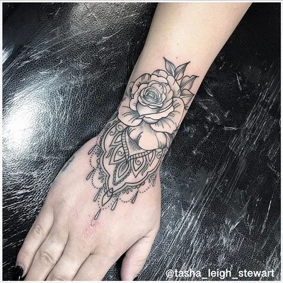 Tasha-Leigh Stewart tattoo 007