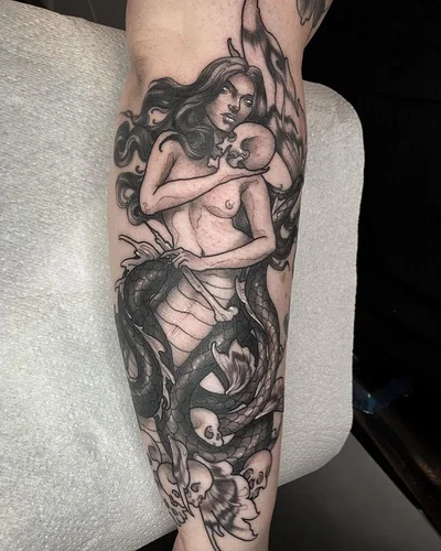 Natassia Wild tattoo 017