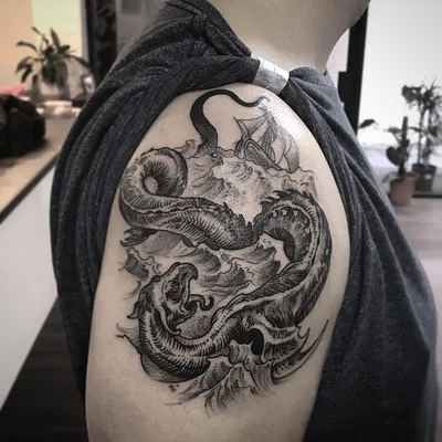 Natassia Wild tattoo 030