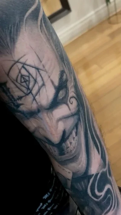 Beny Pearce tattoo 008