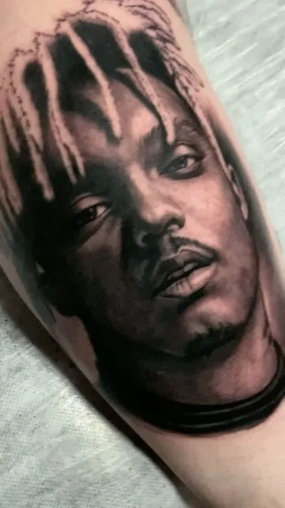 Beny Pearce tattoo 026