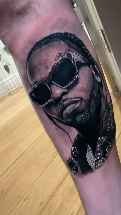 Beny Pearce tattoo 048
