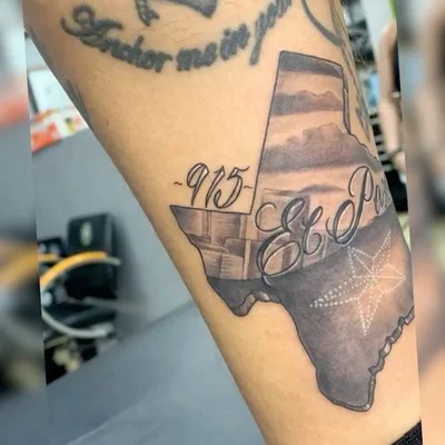 Adrian Islas tattoo 020