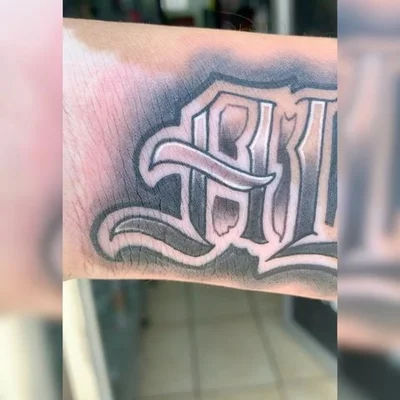 Adrian Islas tattoo 021
