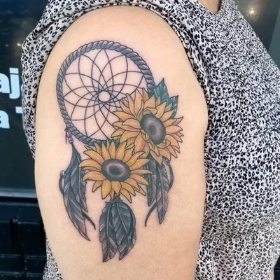 Adrian Islas tattoo 041