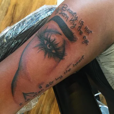 INKredible Slim tattoo 033