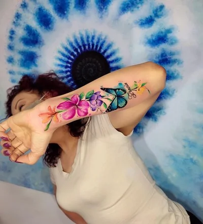 Tatiana Diaz tattoo 020