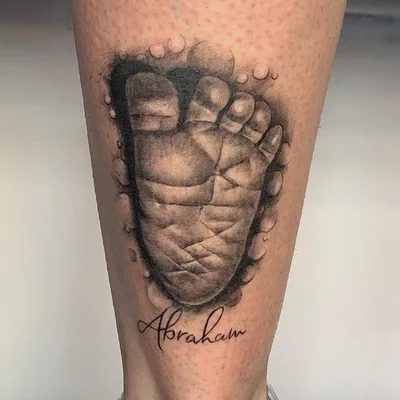 Angie Tatau tattoo 019