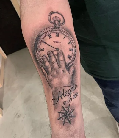 Angie Tatau tattoo 020