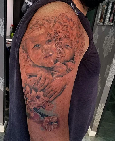 Angie Tatau tattoo 022