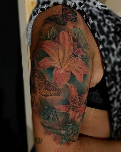 Angie Tatau tattoo 025