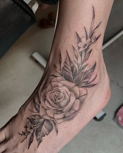 Angie Tatau tattoo 026