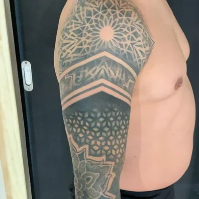 Angie Tatau tattoo 032