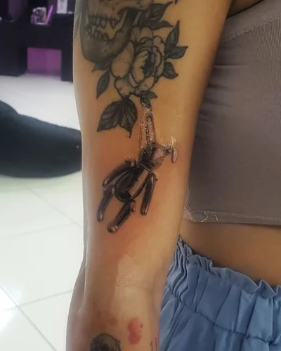 Esteban Escobar tattoo 047