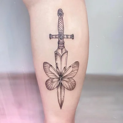 Tatiana (Tati) tattoo 033