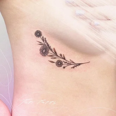Tatiana (Tati) tattoo 045