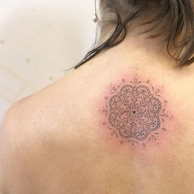 Tatiana Alves tattoo 040