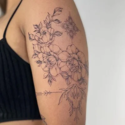 Tati Amaral tattoo 010