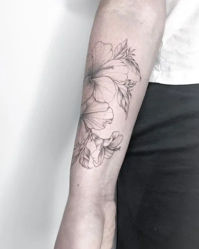 Tati Amaral tattoo 016