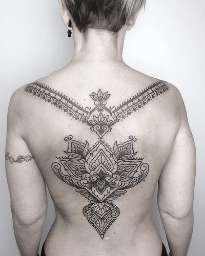 Tati Amaral tattoo 018