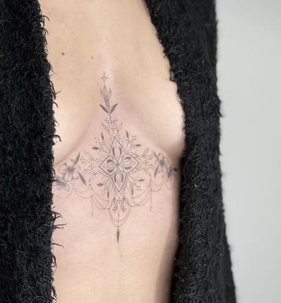 Tati Amaral tattoo 033