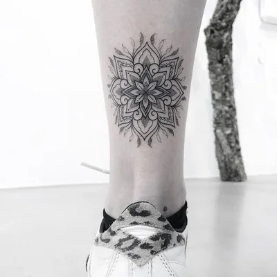 Tati Amaral tattoo 034