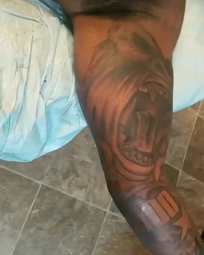 Tat Jones tattoo 007