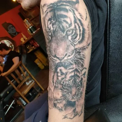 Stuart tattoo 022