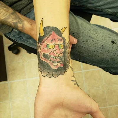 Michael Shaw tattoo 028