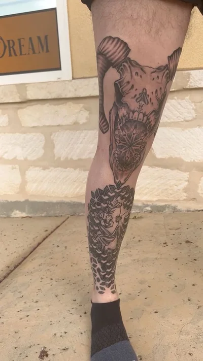 Ray tattoo 013