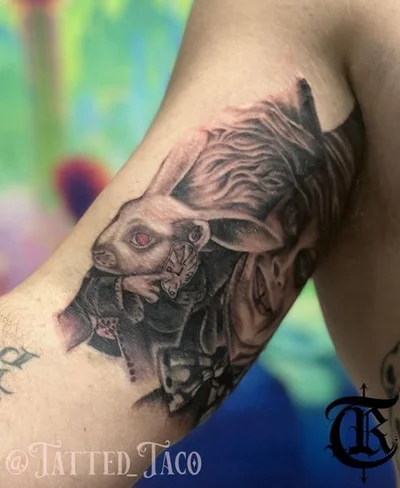 Ray tattoo 045