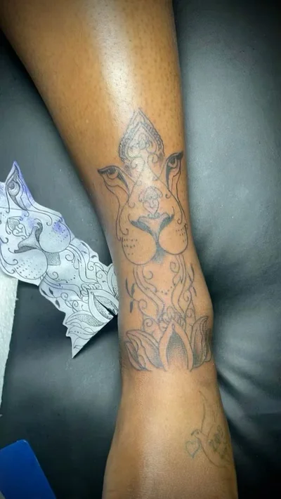 Zaire Smiler tattoo 023
