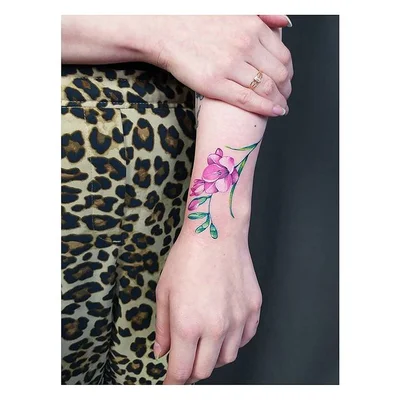 Mila tattoo 042