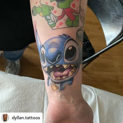 Toby Linwood tattoo 010