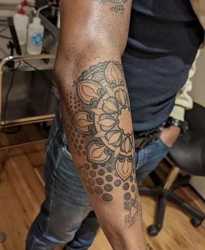 Toby Linwood tattoo 013