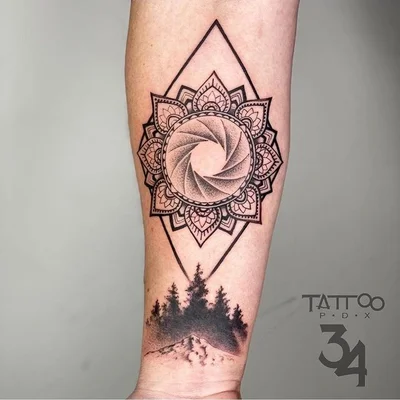 Toby Linwood tattoo 021